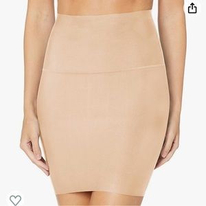 Maidenform Women's Tame Your Tummy Half Slip Shapewear 2 Black Nude size Large